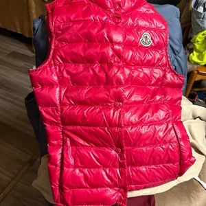 girl xl moncler vest